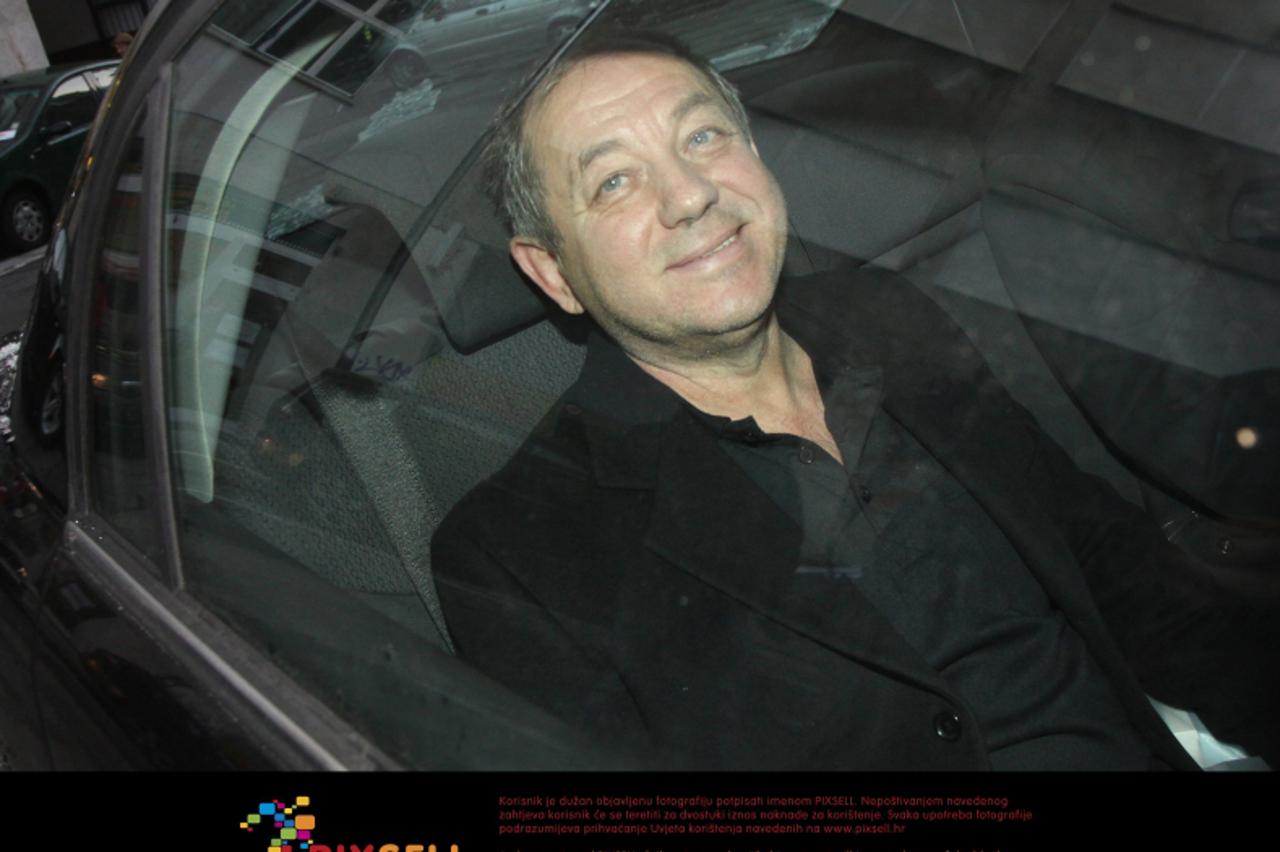 \'10.12.2010., Zagreb - Tomislav Mercep priveden na saslusanje u zupanijski sud zbog sumnje da je pocinio ratni zlocin.  Photo: Zarko Basic/PIXSELL\'