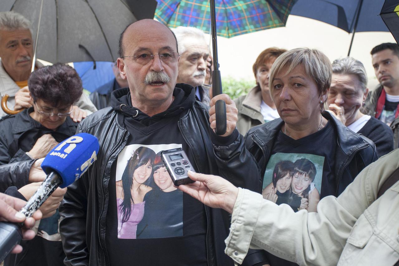 Roditelji sestara FIlipović