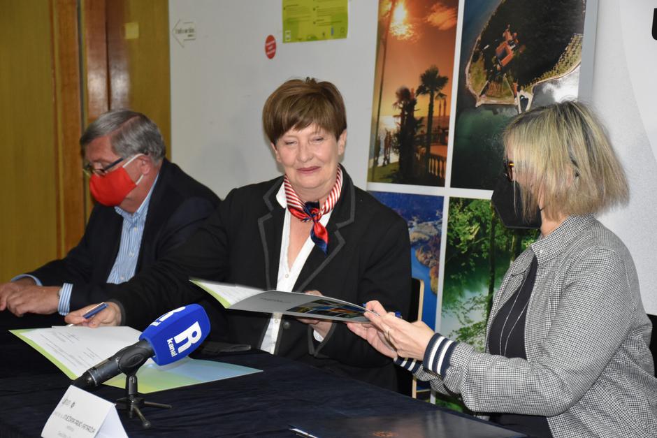 Moje mjesto pod suncem