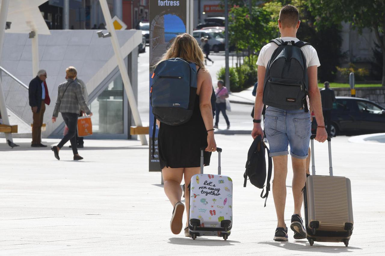 S dolaskom ljepših dana, sve je veći broj turista u Šibeniku