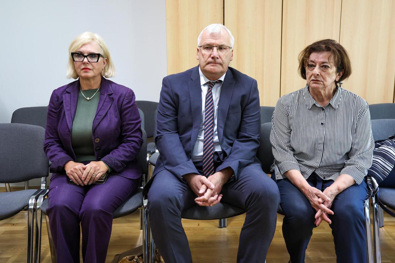 Zagreb: Započelo je suđenje Barbari Antolić Vupori, saborskoj zastupnici SDP-a i ostalima