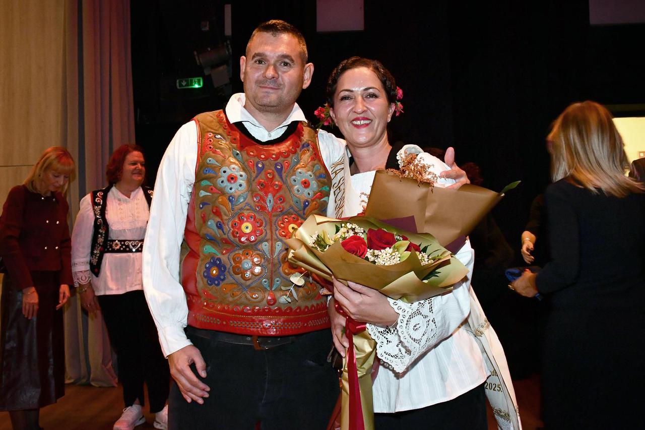 Nova Gradiška: Aleksandra Zajac proglašena najuzornijom hrvatskom seoskom ženom
