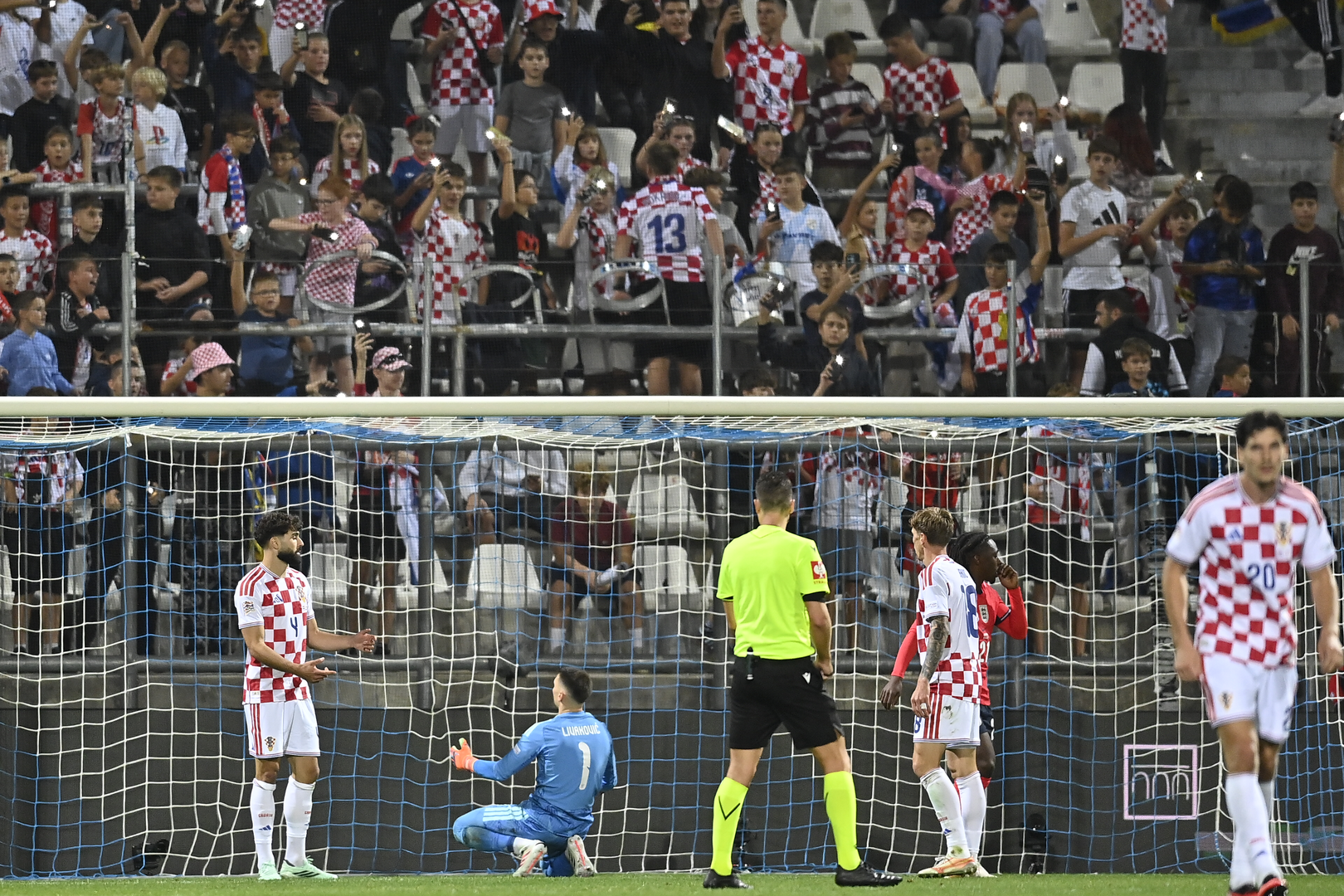 Hrvatska nogometna reprezentacija doživjela je svoj najteži poraz u povijesti u trećem kolu Lige nacija na Rujevici. Engleska je vatrene svladala s ogromnih 7:0.