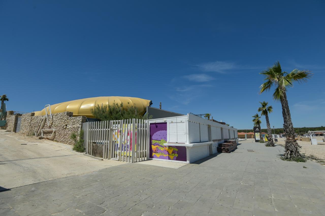 Novalja: Pusta plaža Zrće