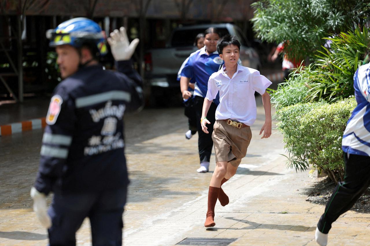 storyeditor/2026-08-07/2026-08-07T040955Z_155526589_RC2FTMA02CZI_RTRMADP_3_THAILAND-SHOOTING.JPG
