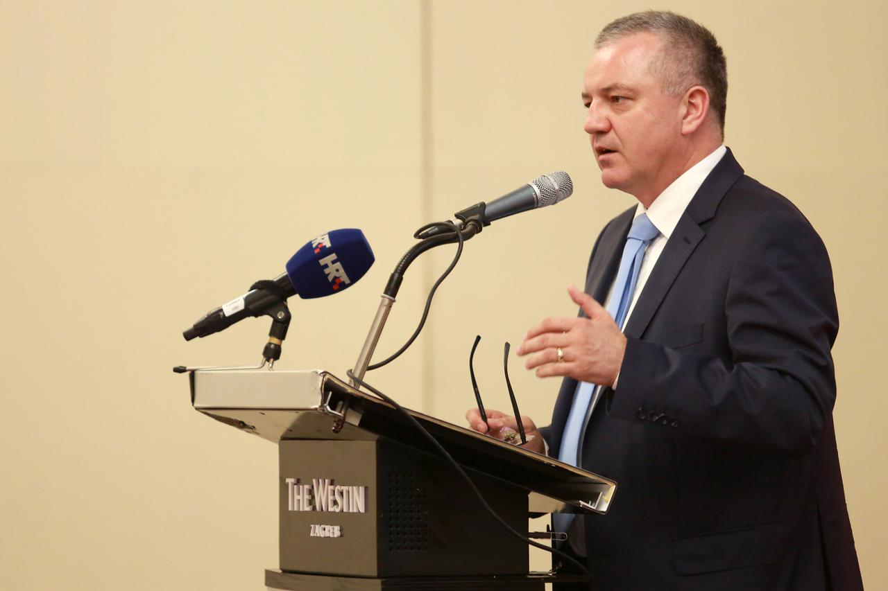 Ministar Darko Horvat na konferenciji "InvestCro: Investicijske (ne)prilike u Hrvatskoj"