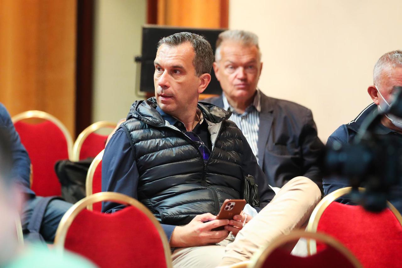 Zagreb: Konferencija  Vjekoslava Šafranića, kandidata za predsjednika Zagrebačkog sportskog saveza