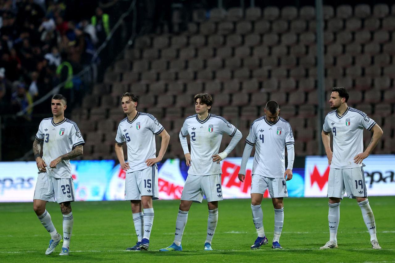 Zenica: Slavlje igrača Bosne i Hercegovine nakon što su svladali Italiju jedanaestercima