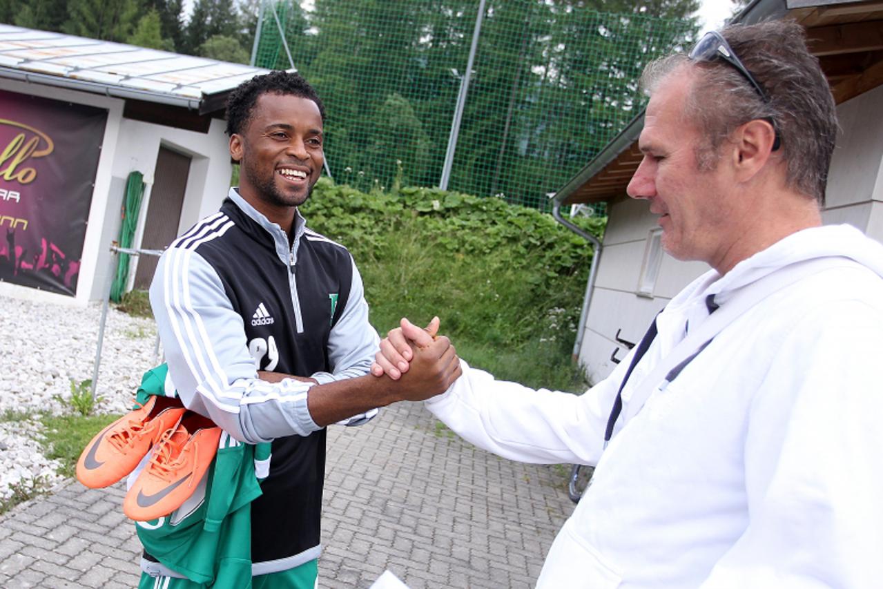 '02.07.2012., Hochfilzen, Austria - Pripremna utakmica Dinamovog protivnika u 2. pretkolu kvalifikacija za Ligu prvaka Ludogorec Razgrada i Dinamo Bukuresta. Bivsi Dinamov nogometas sada je clan Ludog