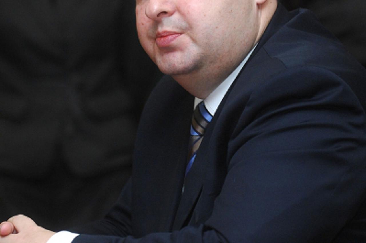 '12.12.2008.,Zagreb - MUP,Vukovarska,Ministri unutrasnjih poslova Hrvatske i Srbije, Tomislav Karamarko i Ivica Dacic potpisuju memorandum o policijskoj suradnji,na suzbijanju organiziranog kriminala 