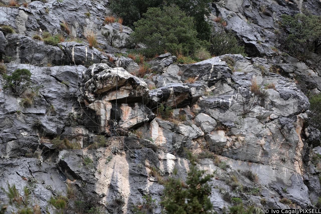 Split: Potpisan ugovor o sanaciji omiških stijena