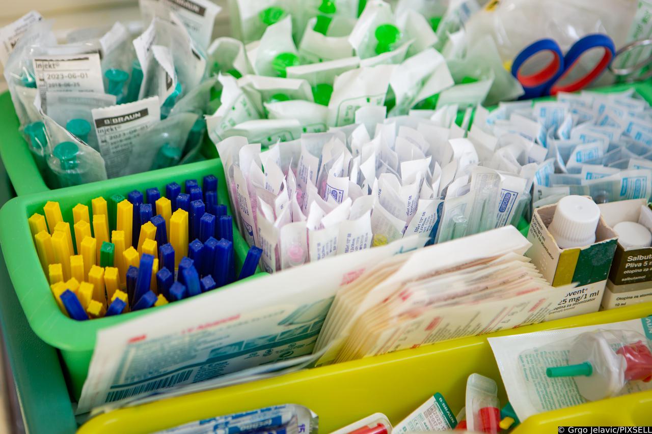Medicinski pribor u bolnici