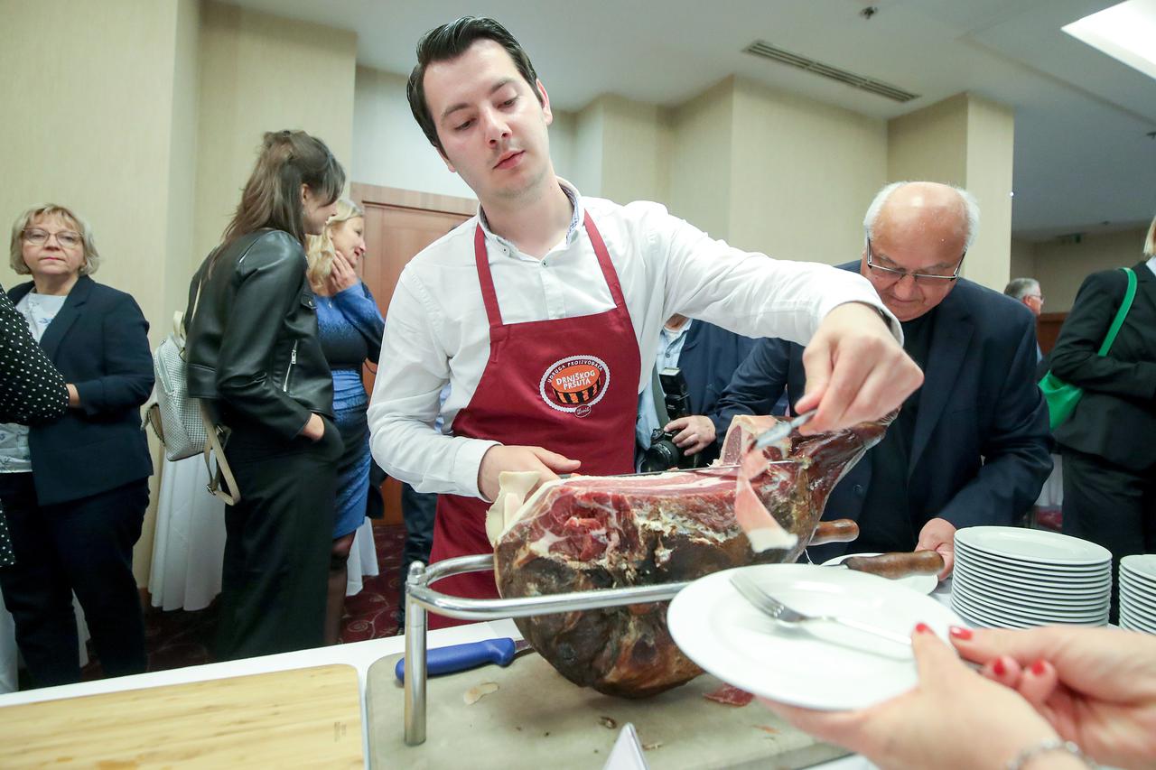 Zagreb: 5. Dani hrvatskog pršuta u hotelu International