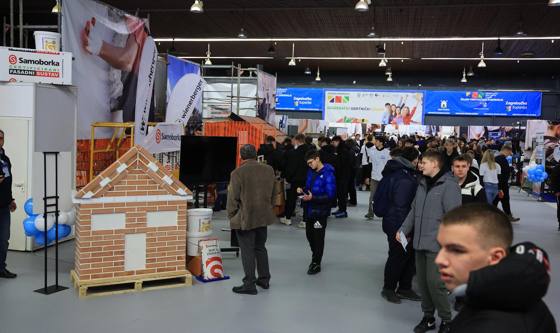 Počeo je 11. Zagrebački obrtnički sajam – sajam zanimanja (ZOS), na kojem se budućim srednjoškolcima predstavlja gotovo 60 različitih obrtničkih i strukovnih zanimanja.