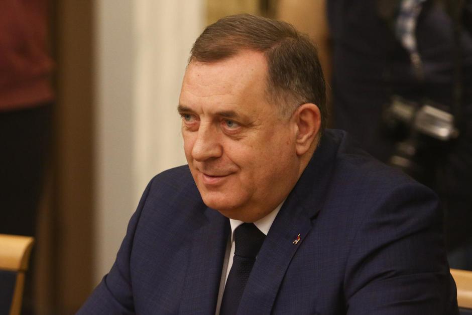 Beograd: Vučić se sastao s Miloradom Dodikom