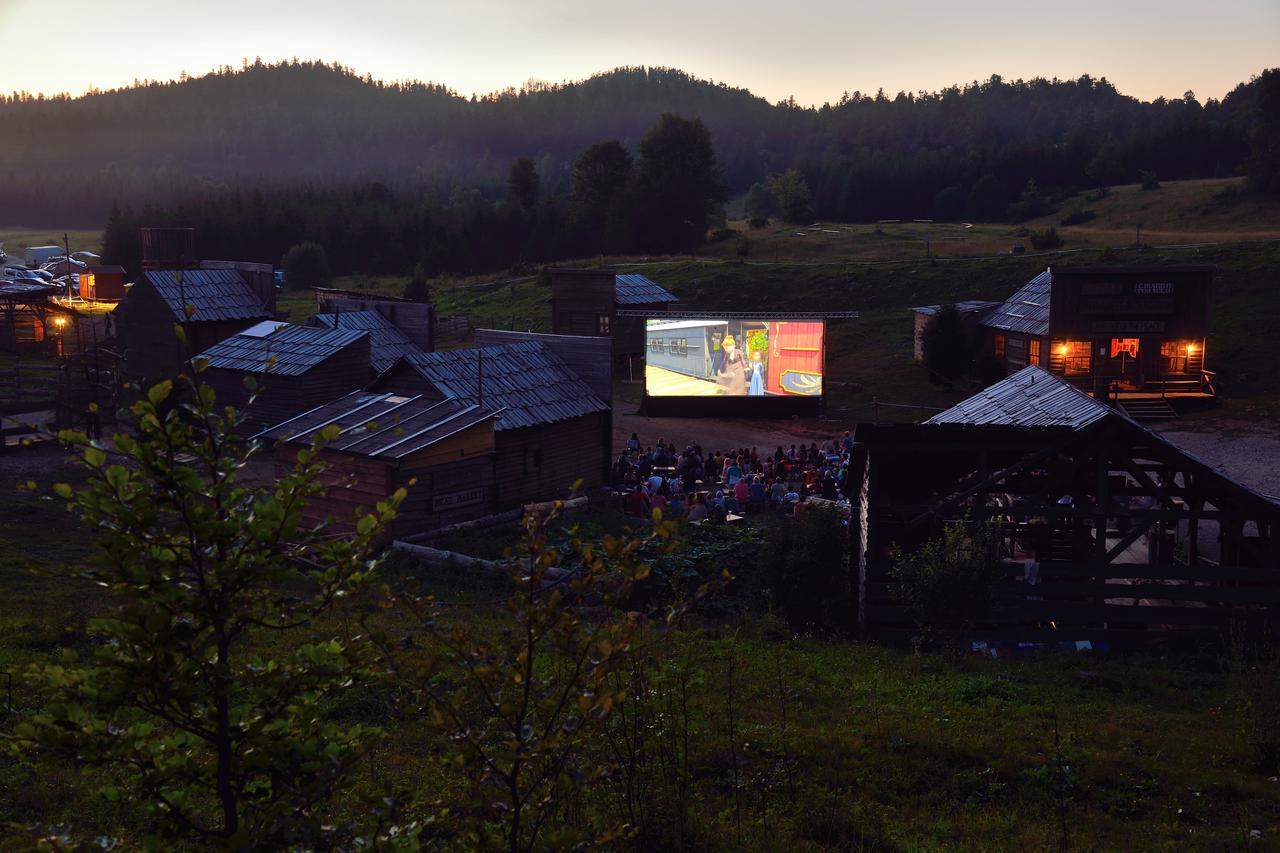 Filmska noć u Roswellu