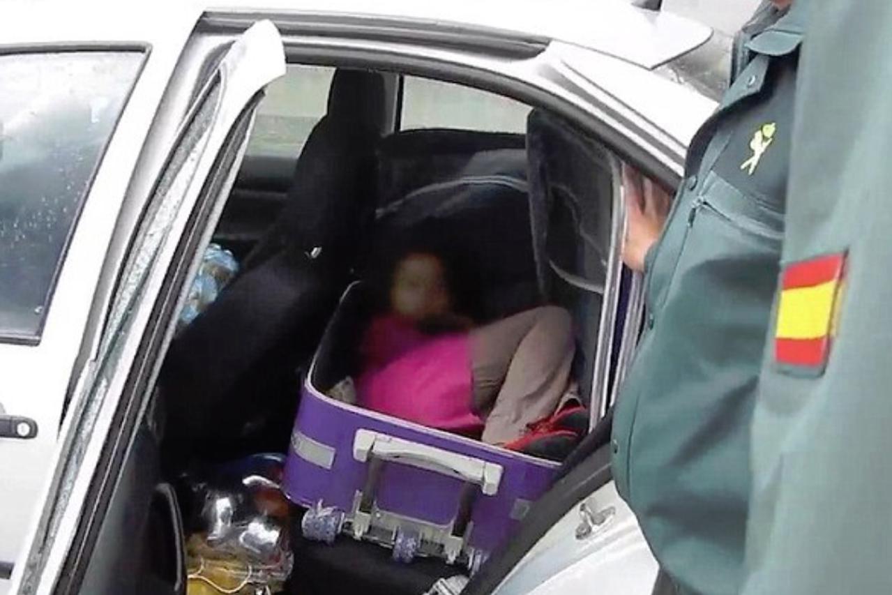 Otac švercao kćer preko granice u koferu