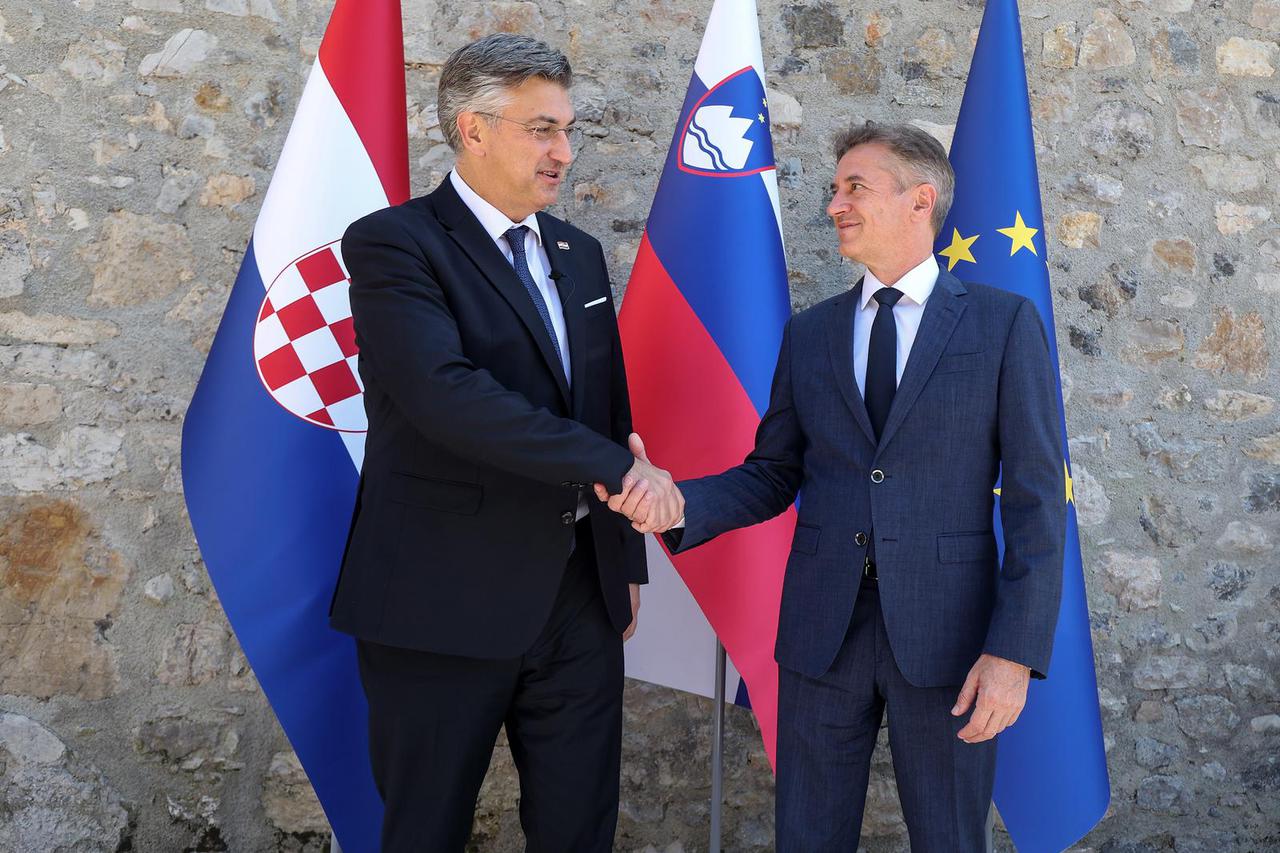 Vinica: Plenković i Golob potpisuju sporazum o obnovi graničnih mostova