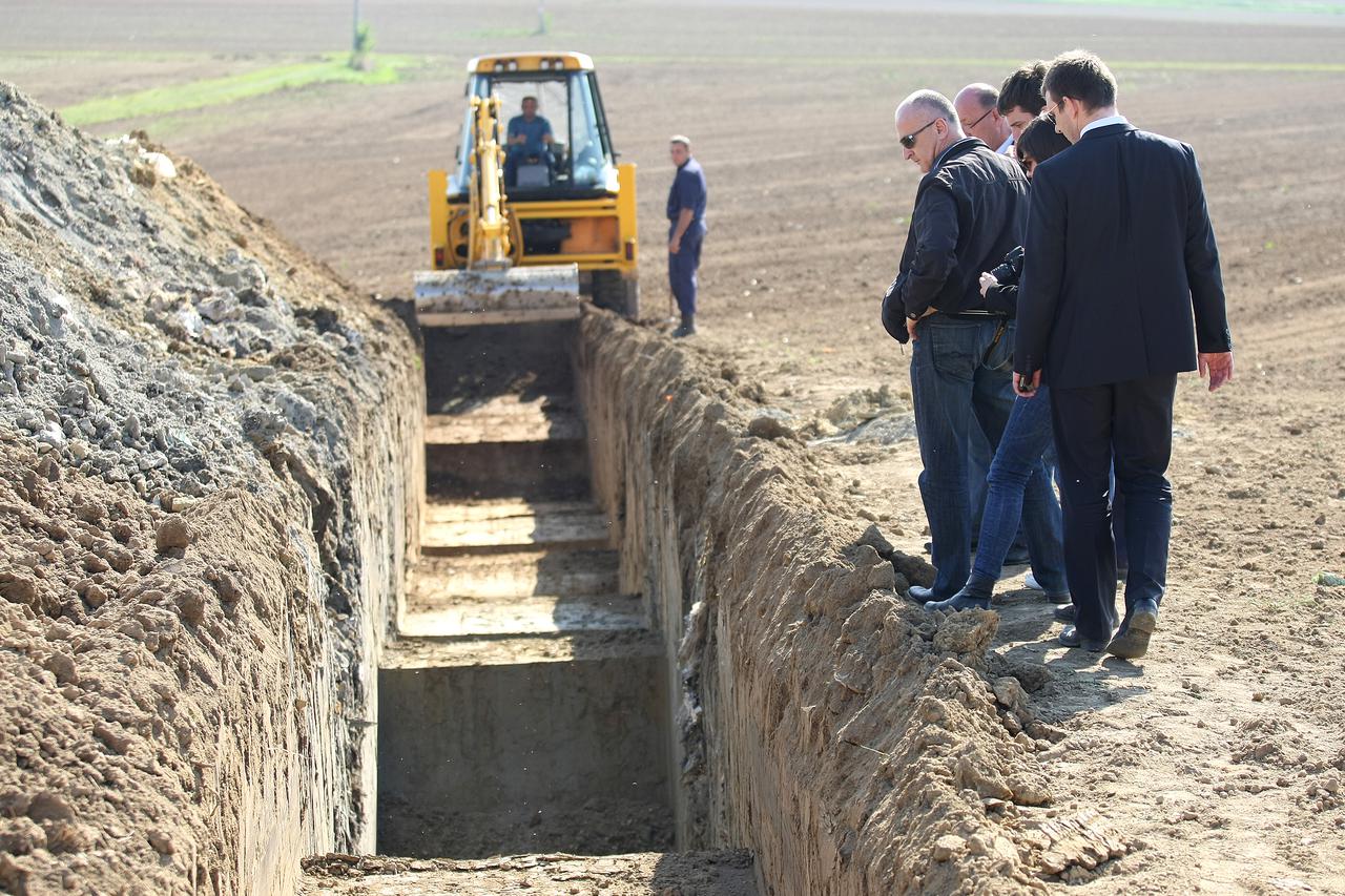 Sotin: Izvanredna konferencija ministra Mati?a nakon pronalaska novih masovnih grobnica