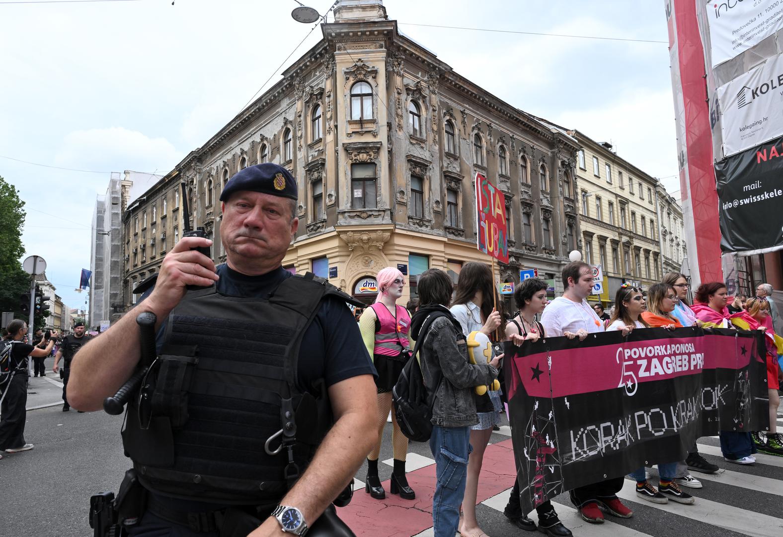Među sudionicima povorke bio je i zagrebački gradonačelnik Tomislav Tomašević, koji je poručio kako je važno da gradske vlasti jasno podržavaju LGBTQ+ zajednicu.