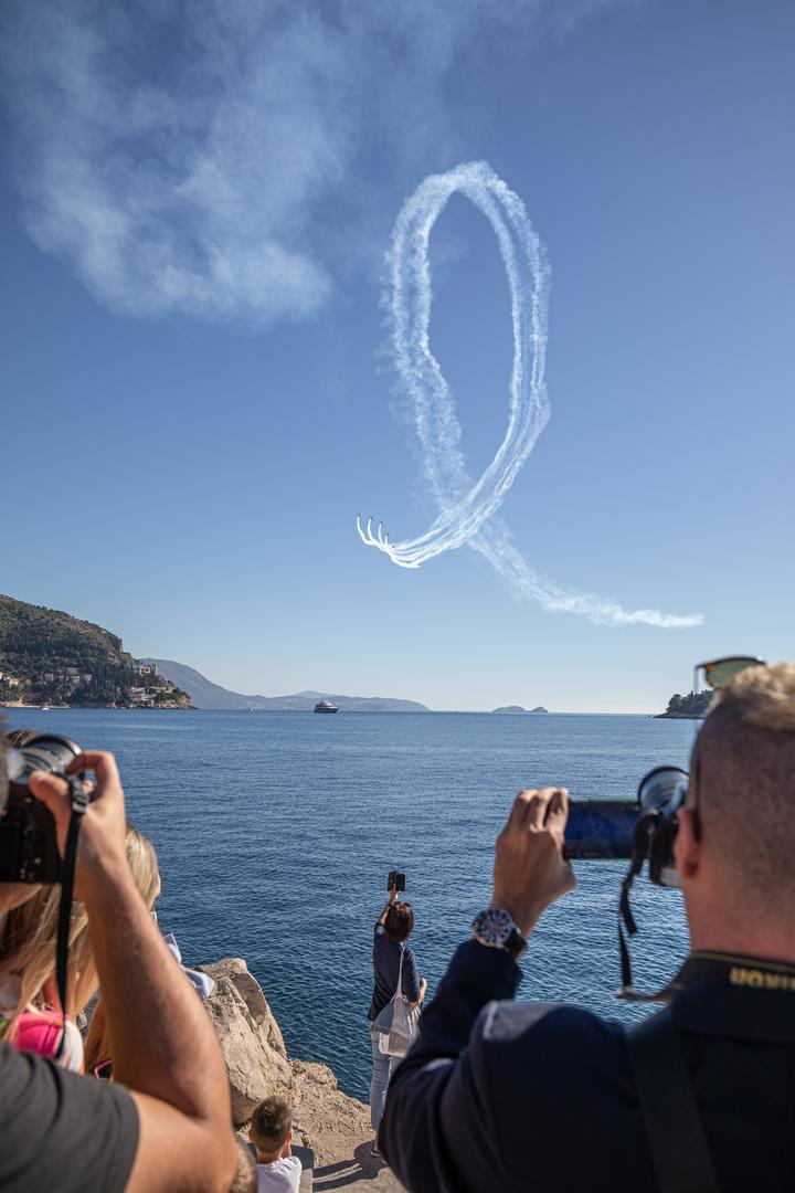 Nakon svečane akademije u Kazalištu Marina Držića i letačkog programa akrobatske grupe HRZ-a „Krila Oluje“, u luci Gruž se predstavio taktičko-tehnički zbor s naoružanjem i vojnom opremom OS RH i MUP-a.