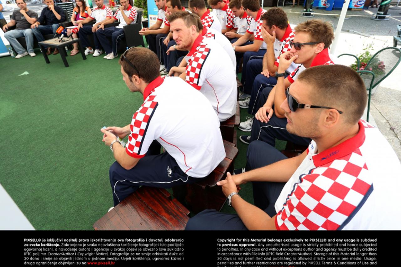 '16.07.2013., Zagreb - Na vanjskom bazenu Mladosti odrzana je konferencija za novinare Hrvatskog vaterpolo saveza uoci zavrsnih priprema za odlazak na Svjetsko prvenstvo u Barcelonu. Konferenciji je p