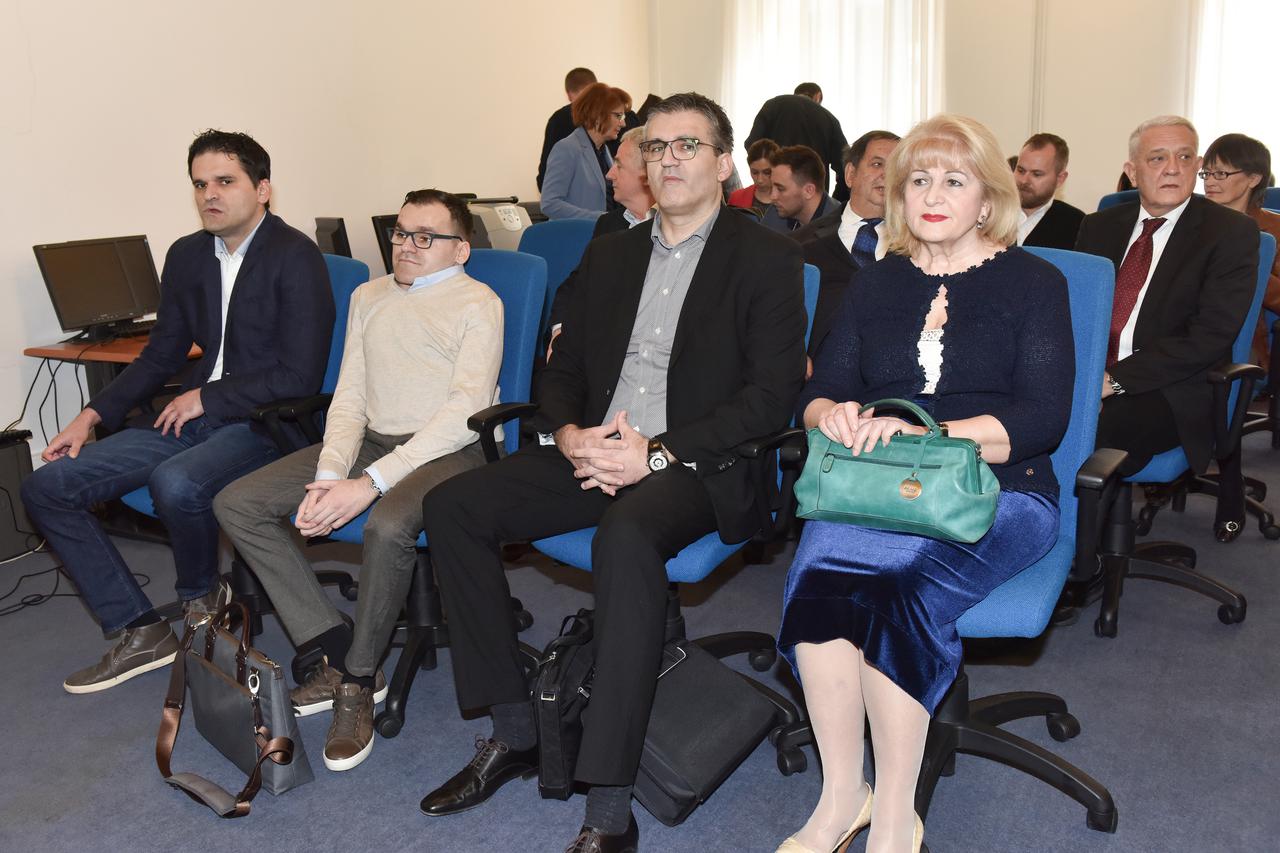 Zagreb: Počelo suđenje Šoli, sinovima, dr. Paladinu i ostalima optuženima u aferi Kaba