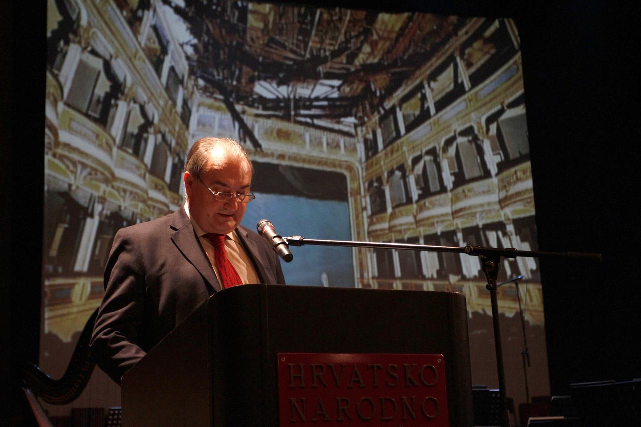 16.11.2011,Osijek - Odrzan svecani program obiljezavanja 20. obljetnice ratnog stradanja HNK u Osijeku.Bozidar Snajder intendant HNK Photo: Marko Mrkonjic/PIXSELL