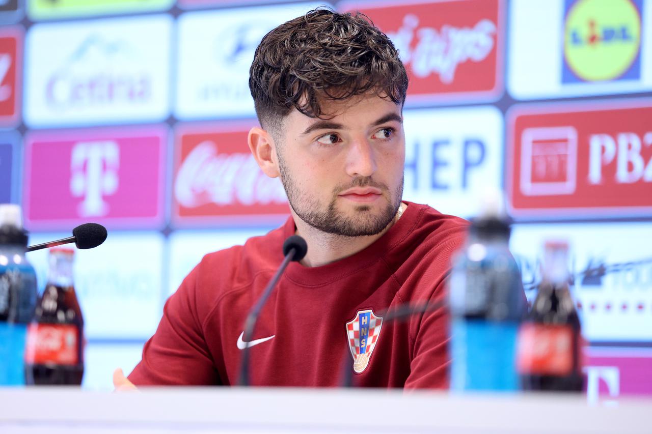 Rijeka: Konferencija za medije Hrvatske nogometne reprezentacije