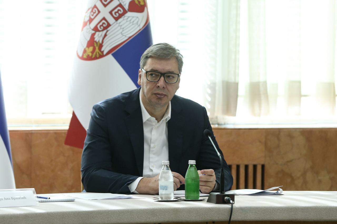 Beograd: Predsjednik Srbije Aleksandar Vučić sazvao je i predsjedao sjednicom Vijeća za nacionalnu sigurnost