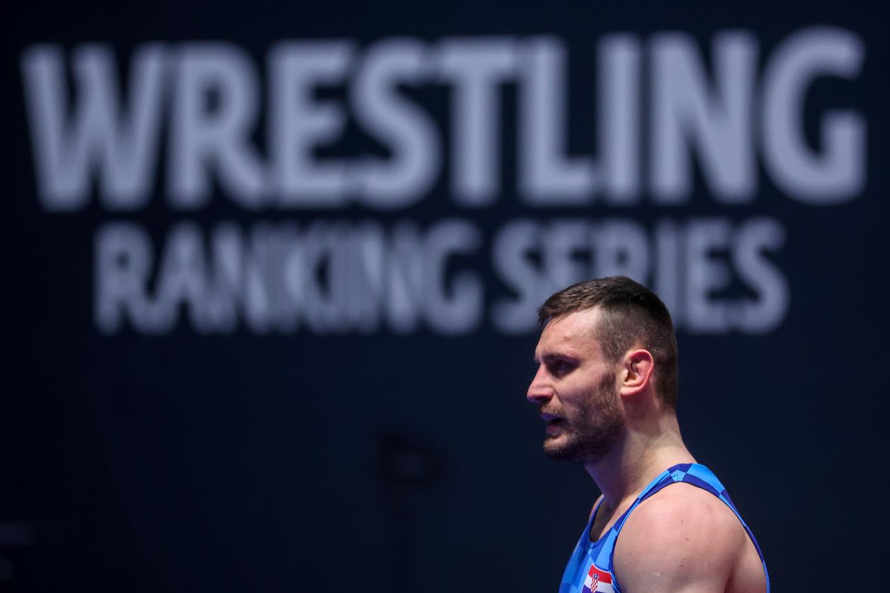 UWW Grand Prix Ranking Series Zagreb Open 2024., muškarci šesnaestina finala, 87kg, Ivan Huklek - Ramon Rainer Betschart