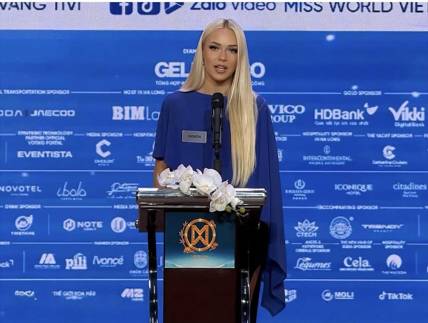 Velike vijesti stižu iz Vijetnama! Hrvatska predstavnica na 73. Miss Svijeta Ema Helena Vičar ostvarila je izniman međunarodni uspjeh sa svojim projektom „Blue Planet: A Purpose for Life“ plasiravši se među TOP 6 Europe u kategoriji Beauty With a Purpose, najvažnijoj i zaštitnoj kategoriji izbora Miss World. Riječ je o velikom priznanju ne samo za hrvatsku predstavnicu nego i za projekt koji je iz Hrvatske na svjetsku pozornicu donio snažnu priču o zaštiti Jadranskog mora, problemu odbačenih ribarskih mreža, kružnom gospodarstvu i hrvatskoj inicijativi Krie x Provir.