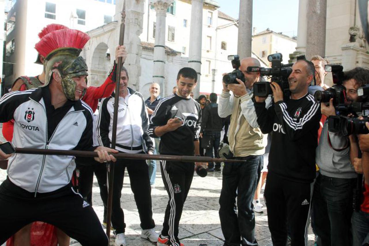 Bešiktaš Peristil (1)