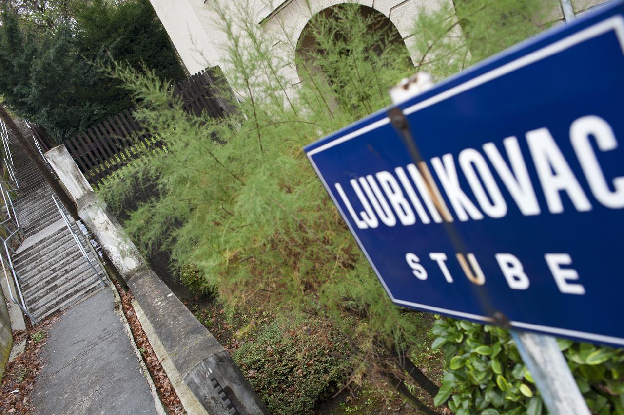 10.11.2013., Zagreb -  Stube Ljubinkovac koje povezuju ulicu Medvescak i Rockefellerovu ulicu nisu odrzavane. Photo: Nina Djurdjevic/PIXSELL