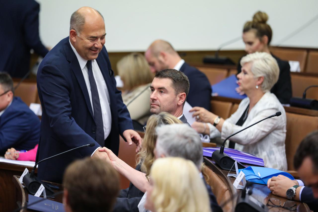 Zagreb: Sjednica Odbora za gospodarstvo posvećena plinskoj aferi