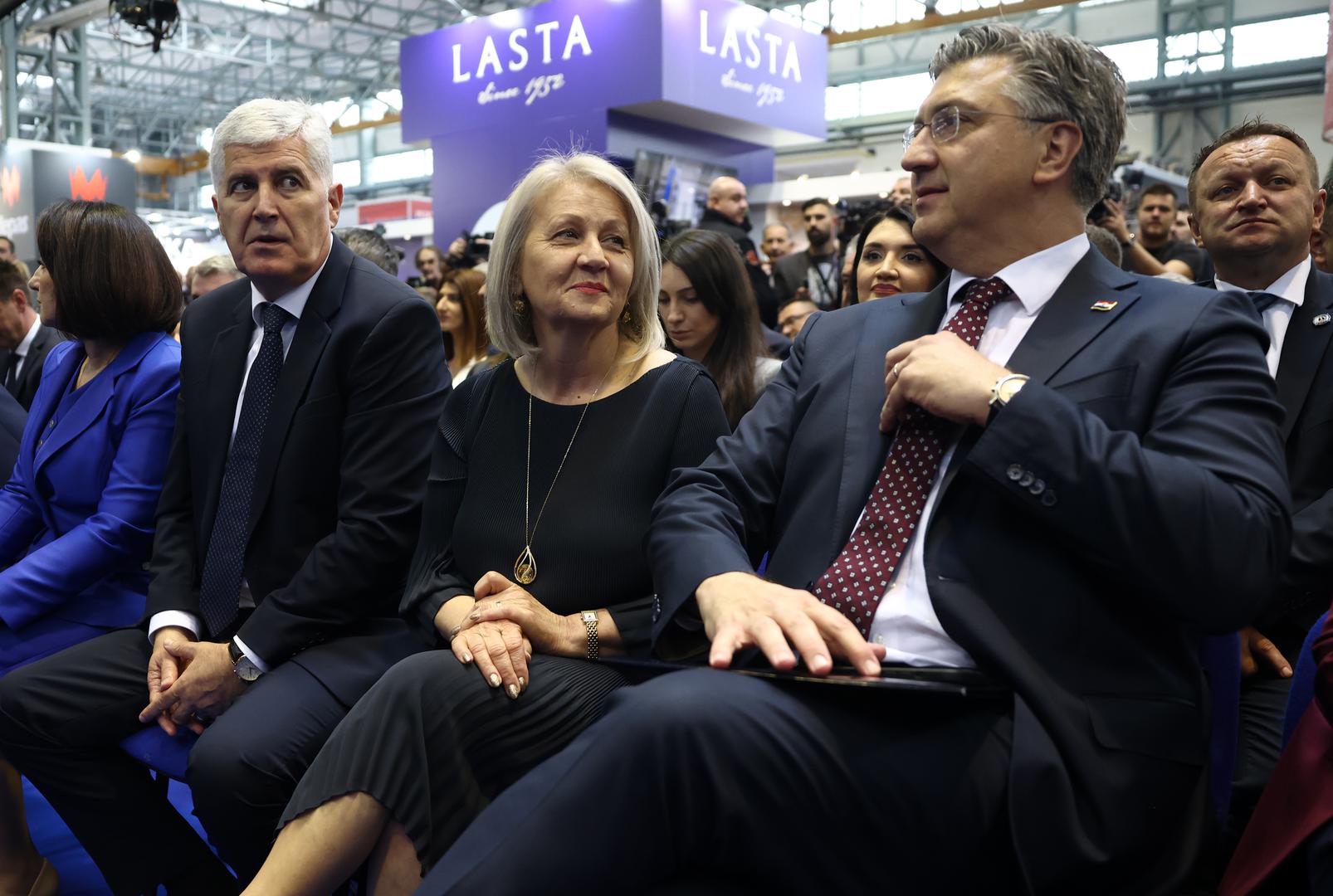 02.05.2023., Mostar, Bosna i Hercegovina - Izraleska veleposlanica Galit Peleg svecano je otvorila 24. Gospodarski sajam u Mostaru. Otvaranju su nazocili mnogobrojni politicari kako iz Bosne i Hercegovine tako i iz regije. Na otvaranju se obratio i predsjednik Vlade Republike Hrvatske Andrej Plenkovic.  Dragan Covic, Borjana Kristo, Andrej Plenkovic Photo: Denis Kapetanovic/PIXSELL