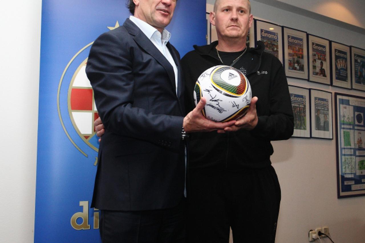 \'09.05.2011., Zagreb - Zdravko Mamic  odrzao je u prostorijama NK Dinamo konferenciju za novinare. Zdravko Mamic i Tihomir Purda Photo: Zeljko Hladika/PIXSELL\'