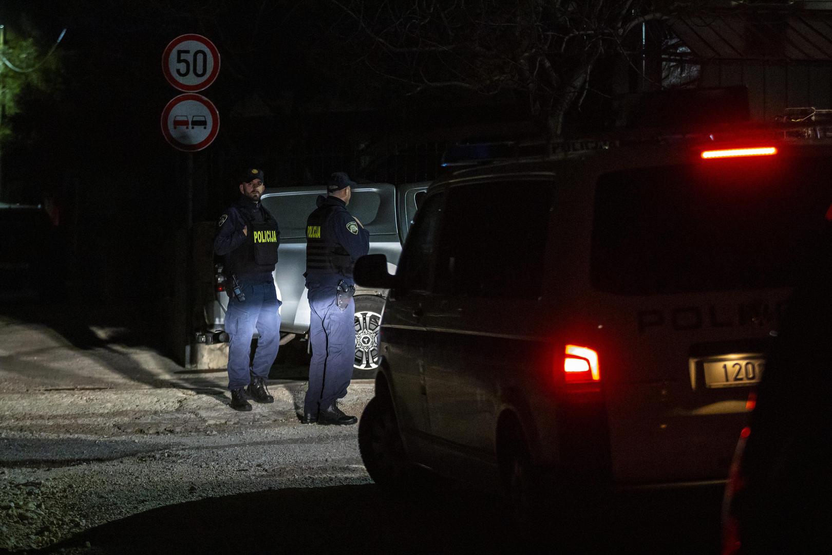 08.12.2021., Klis - Policija trazi muskarca za kojeg se sumnja da je gusio vlastito dijete.