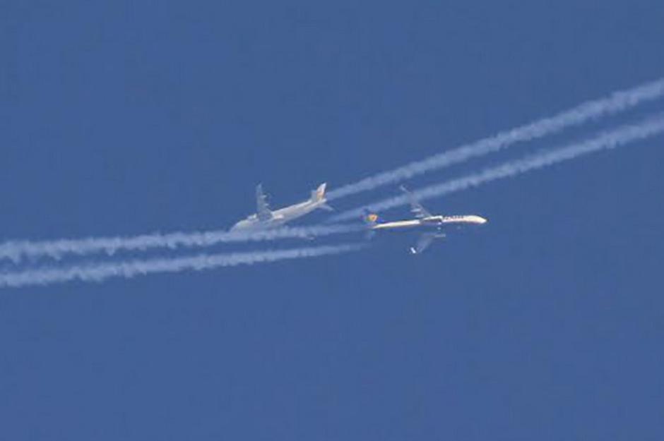 Avioni u zraku izgledali kao da će se sudariti