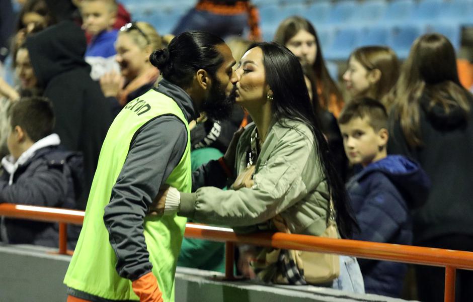 Nogometaš Šibenika Sandesh Jhingan s zaručnicom Ivannom Pavlovskom