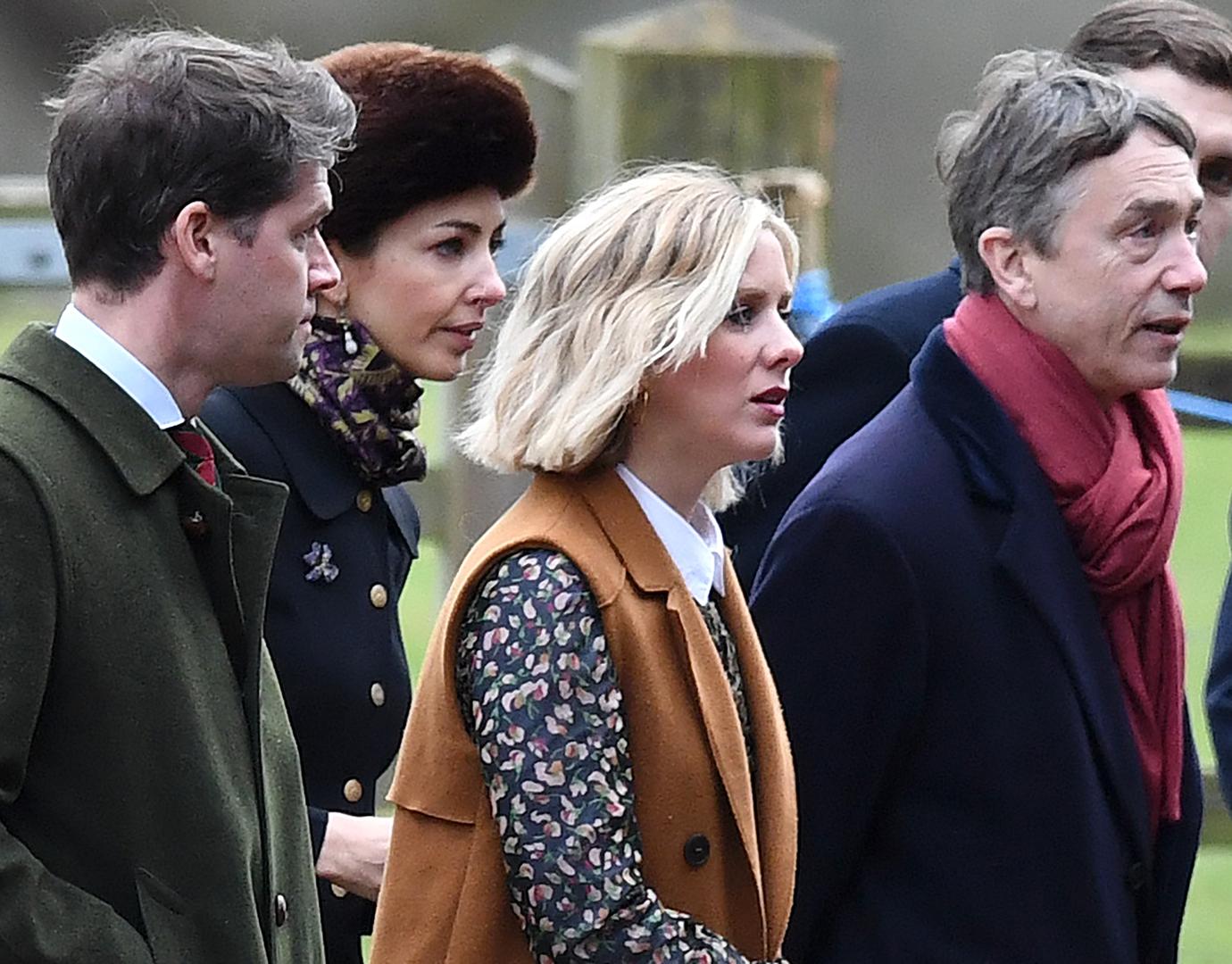 Roditelji su joj se bavili dizajnom, otac u izradi web stranica, a majka u modi i interijerima. Emma Longman imala je i modni brend Marosa koji su rado nosile Sienna Miller i Kate Moss.