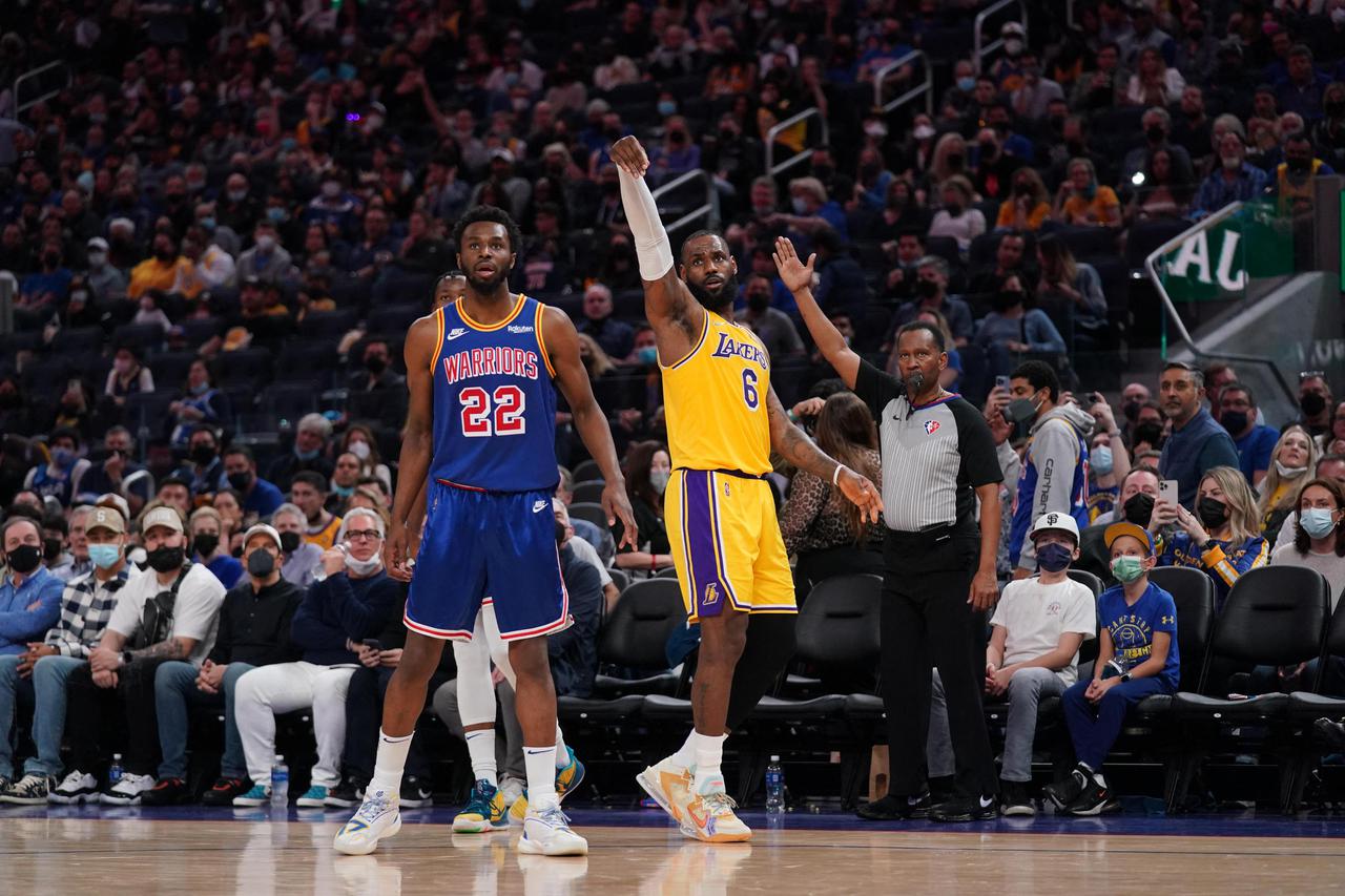 NBA: Los Angeles Lakers at Golden State Warriors