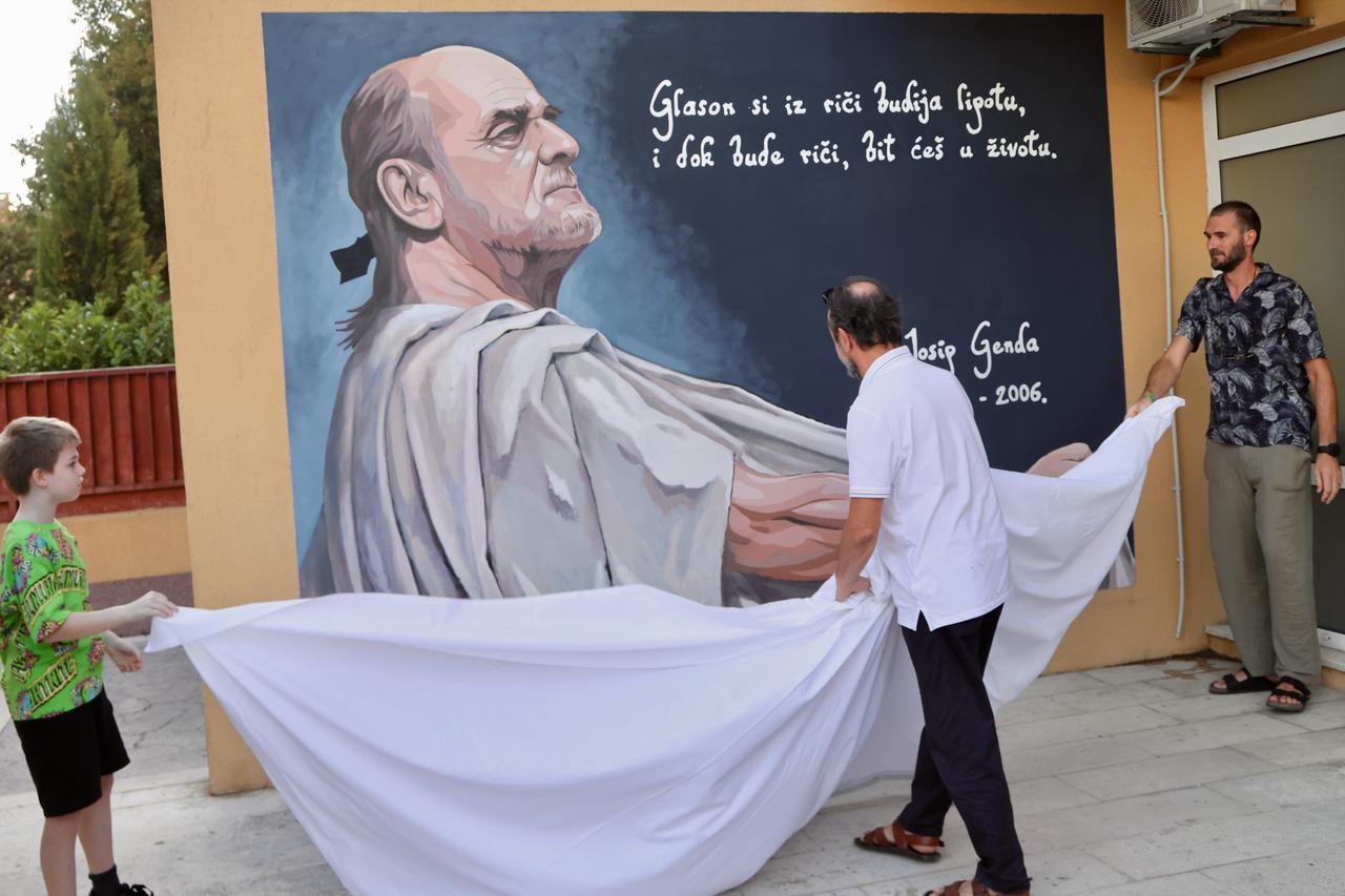 Split: Otkriven grafit posvećen glumcu Josipu Gendi