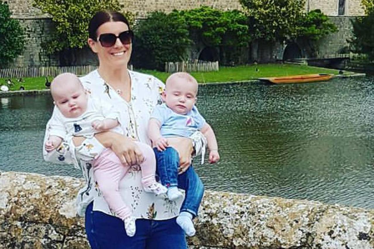 Samantha Ford i njezini blizanci