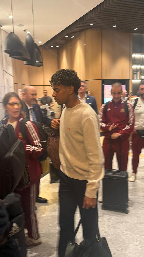 Sinoć je u Split stigla španjolska nogometna reprezentacija, a njezini su se članovi smjestili u AC Hotel by Marriott Split, koji se nalazi u Dalmatia Toweru, najvišoj zgradi u Hrvatskoj.