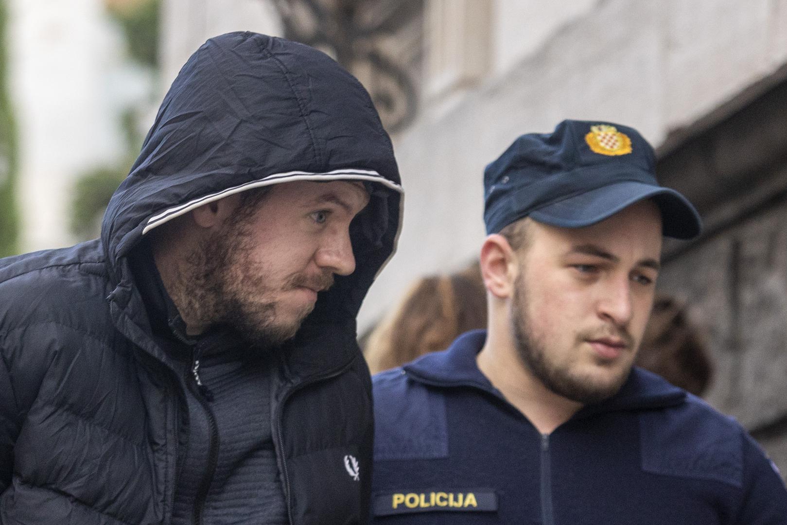 15.11.2023., Rijeka - Policija privodi Luku Burazera, optuzenog za trgovanje kriptovalutama, tj. prevare stotina investitora koji su ukupno ulozili desetke milijuna eura. Photo: Nel Pavletic/PIXSELL
