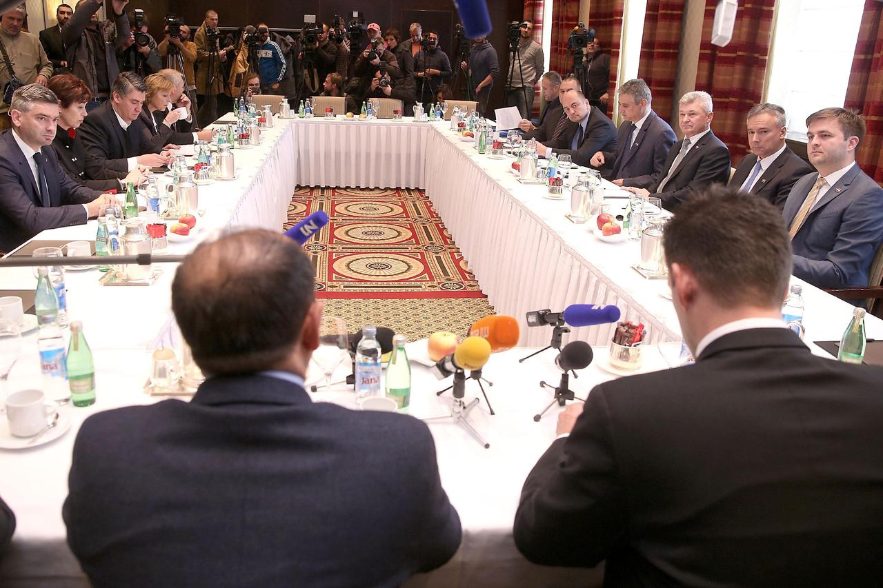 Petrov Milanović Karamarko