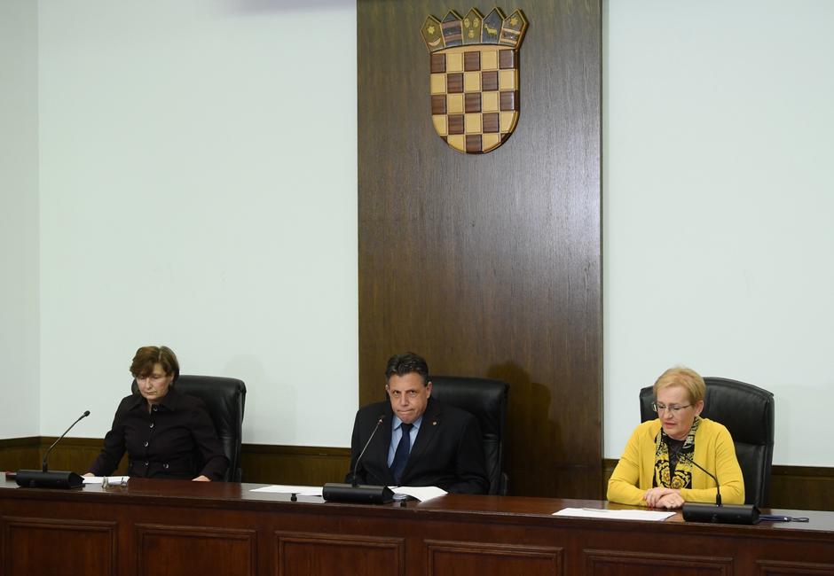 Zagreb: Konferencija za medije Državnog izbornog povjerenstva nakon održanih izbora