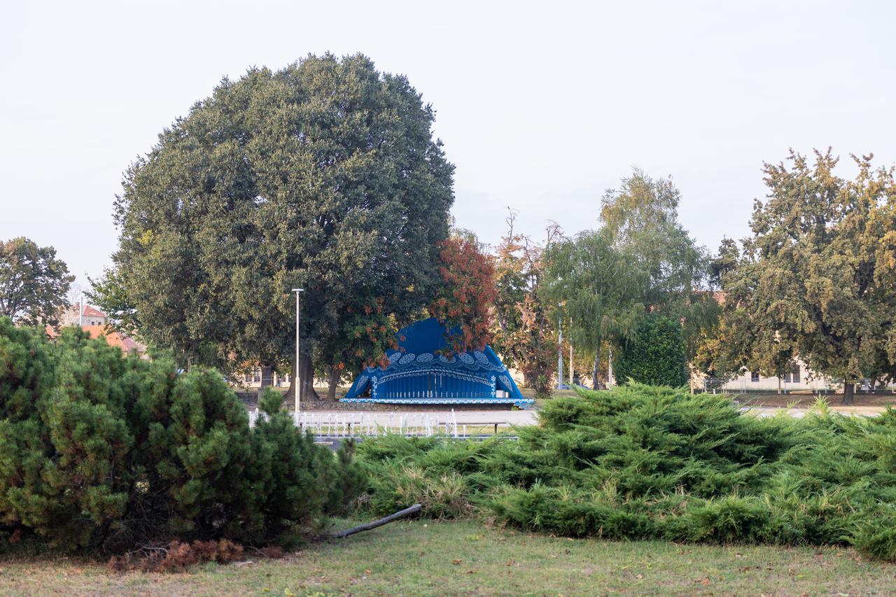 Osijek: U parku kralja Držislava oslikana je Školjka
