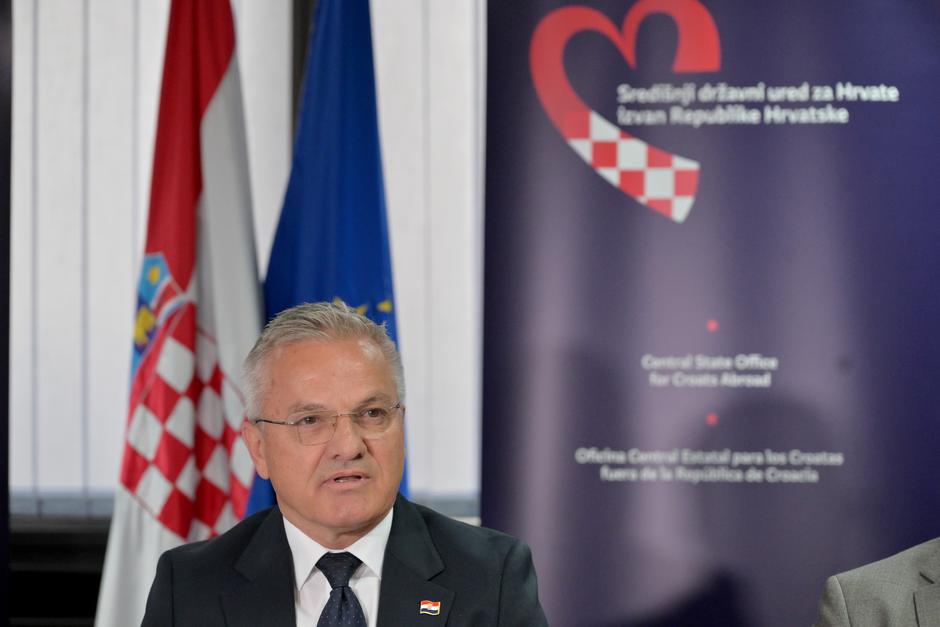 Zagreb: Konferencija za medije u povodu predstavljanja "Tjedna Hrvata izvan RH"